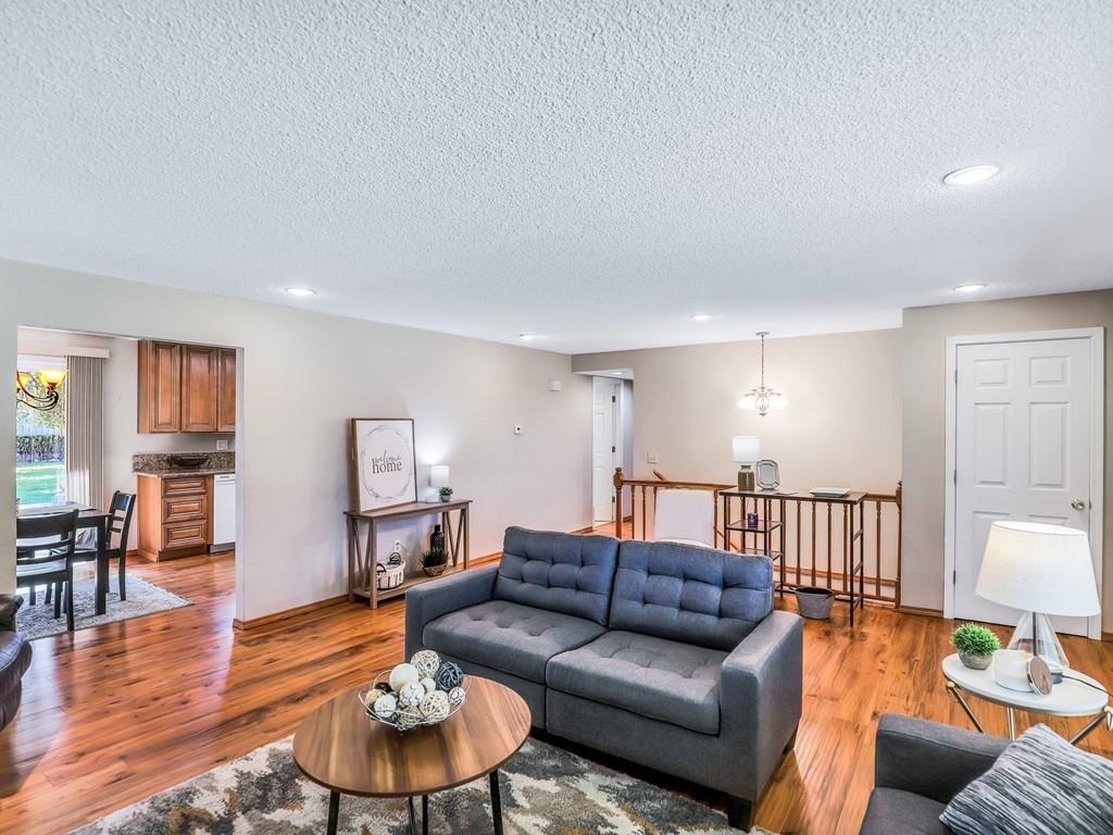 305 South Blake Road Spokane Valley, WA 99216 - Photo 5 of 37 Gallery Image 5