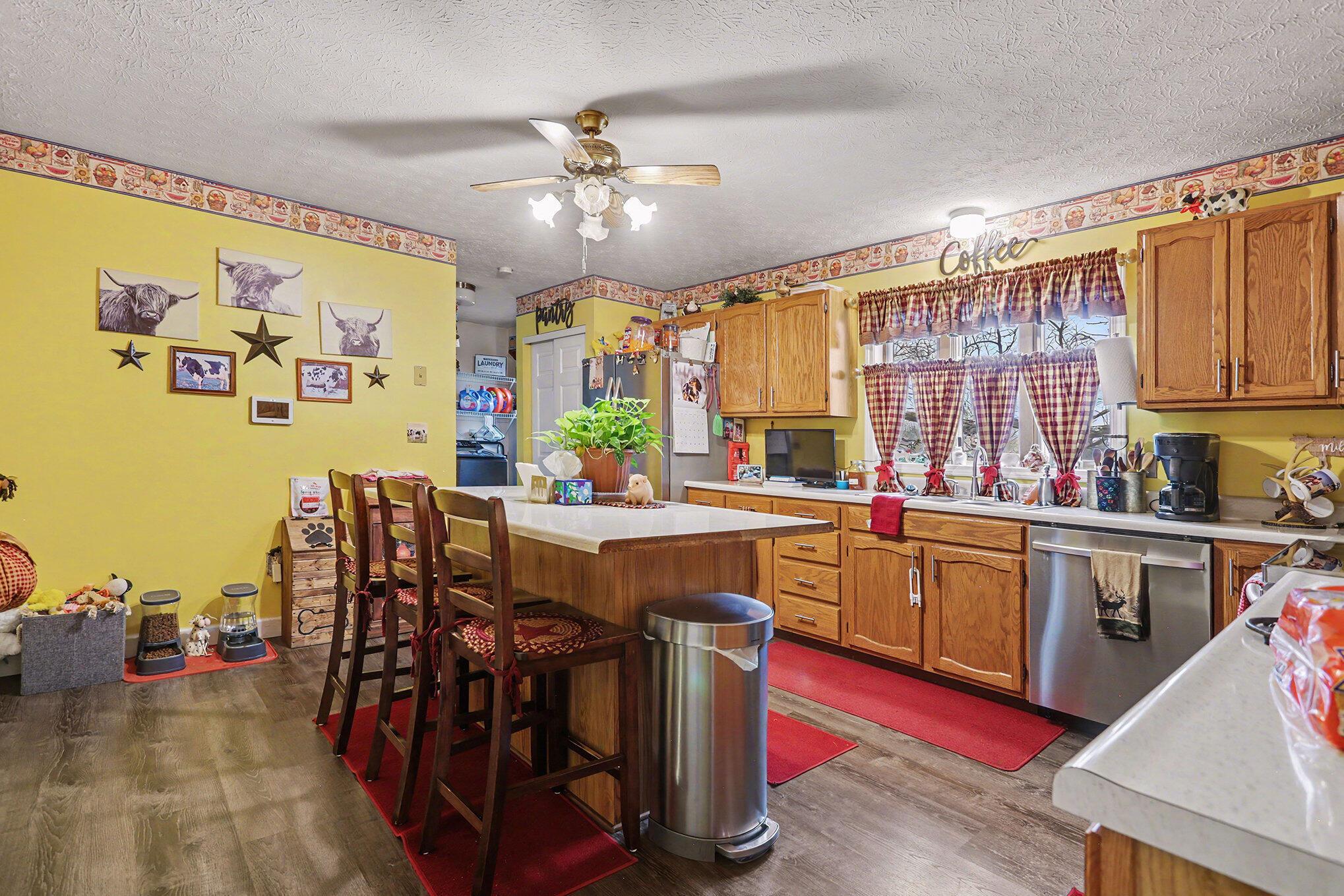 2933 Cattail Road Chillicothe, OH 45601 - Photo 11 of 28 011_file_379