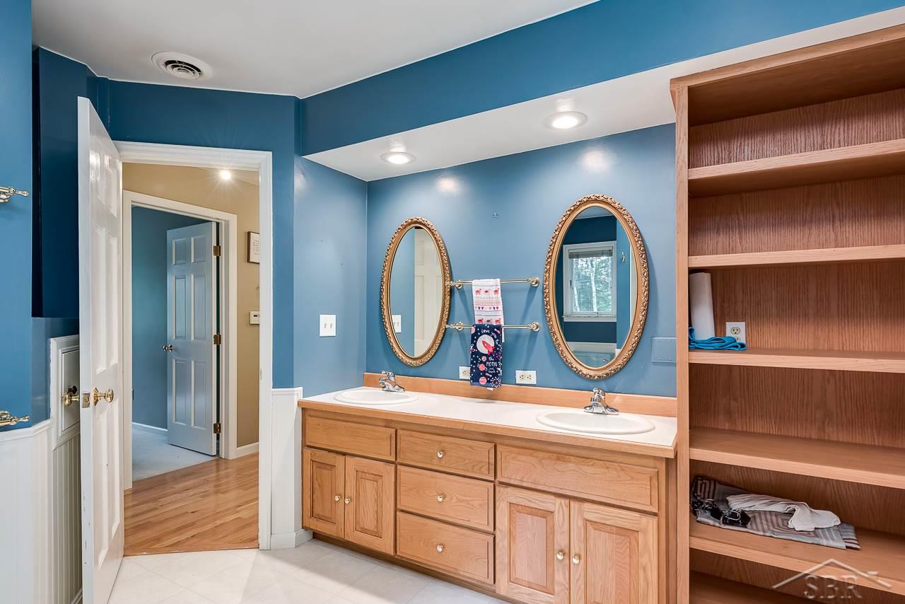 3829 North Gleaner Road Freeland, MI 48623 - Photo 42 of 52 31388064-41.JPG