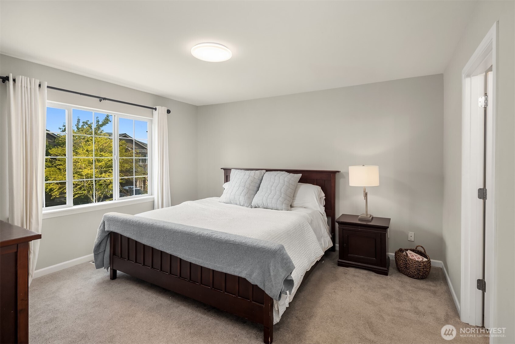 6522 West Crestview Loop Southeast Snoqualmie, WA 98065 - Photo 16 of 24