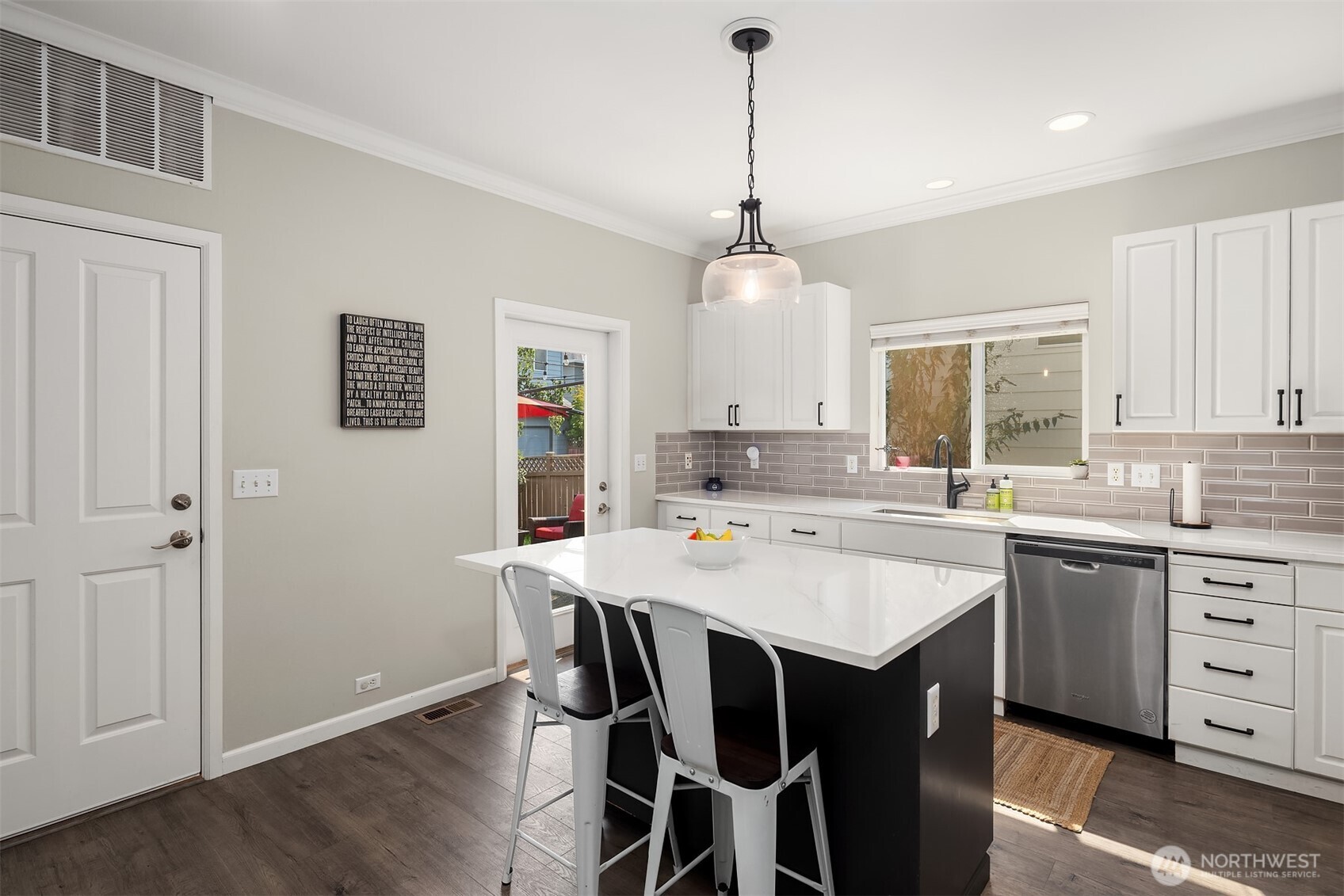 6522 West Crestview Loop Southeast Snoqualmie, WA 98065 - Photo 10 of 24