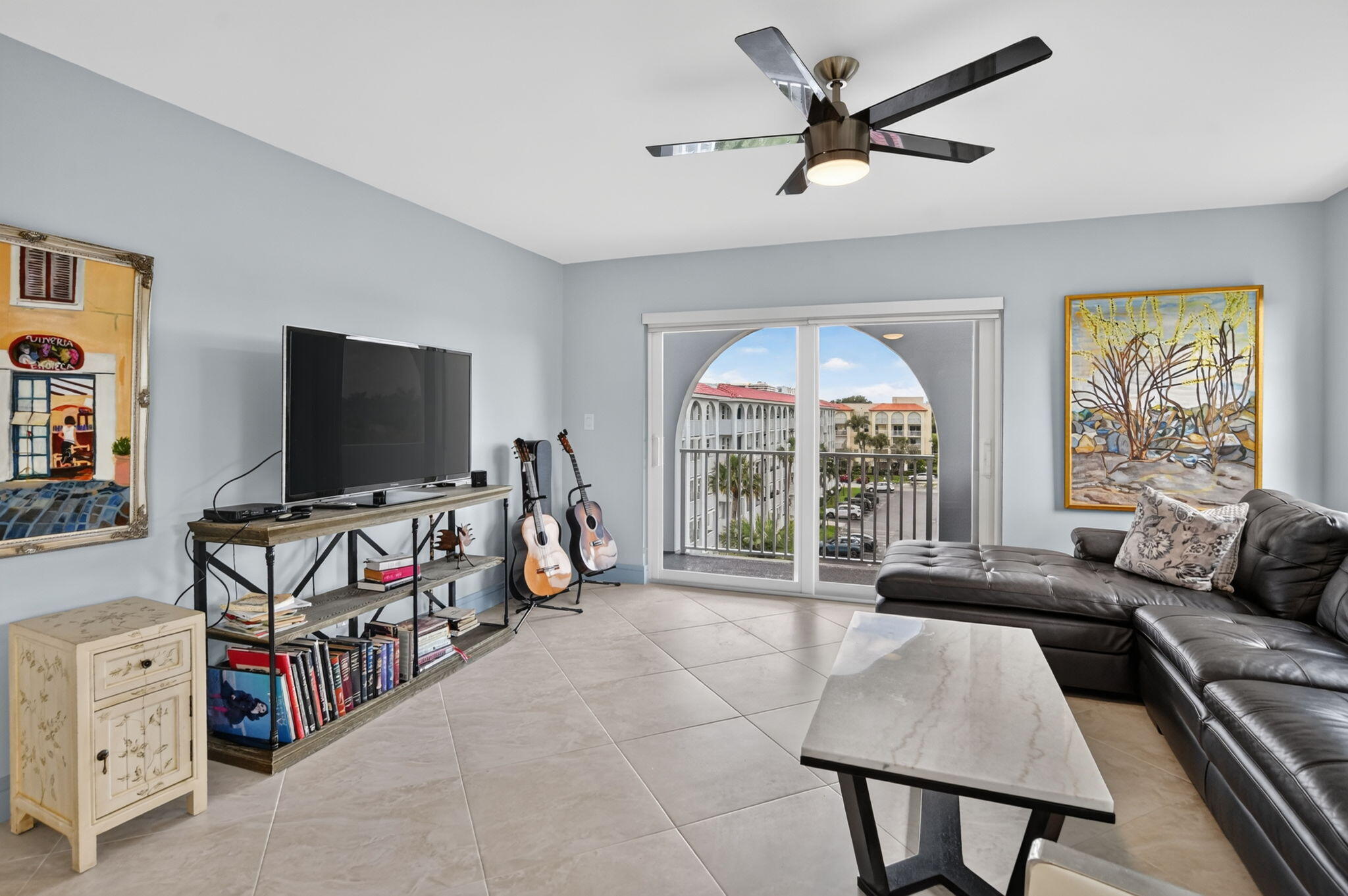 950 Ponce De Leon Road, Unit 511 Boca Raton, FL 33432 - Photo 10 of 31 Living Room