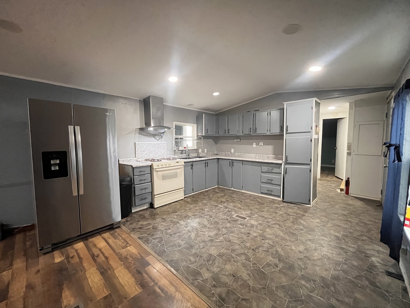 1570 North 30th Road, Unit 46 Ottawa, IL 61350 - Photo 5 of 11