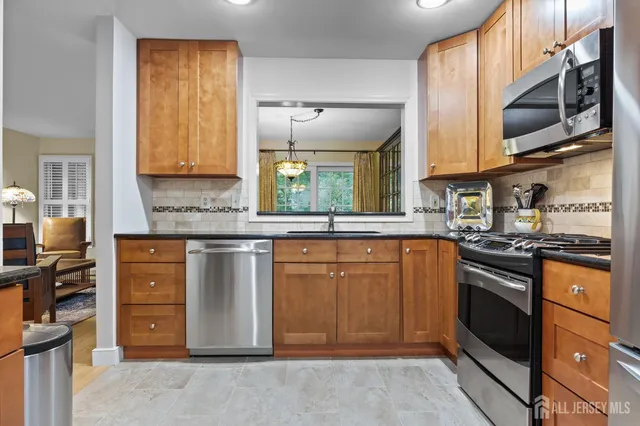 $570,000 | 12 Caraway Court, Princeton, NJ 08540