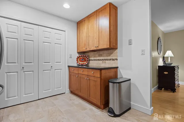 $570,000 | 12 Caraway Court, Princeton, NJ 08540