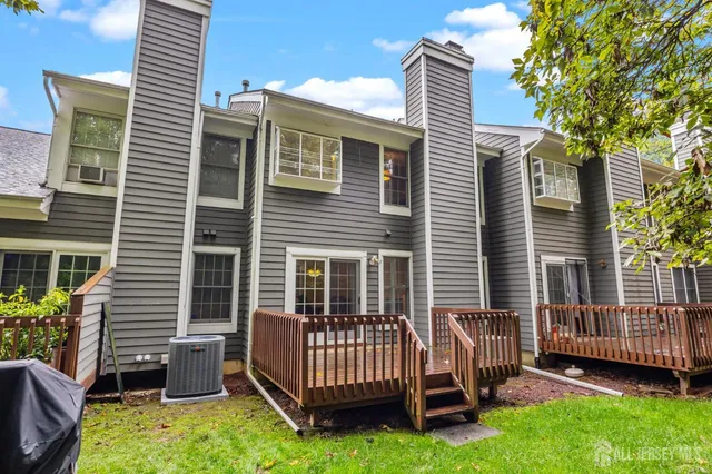 $570,000 | 12 Caraway Court, Princeton, NJ 08540