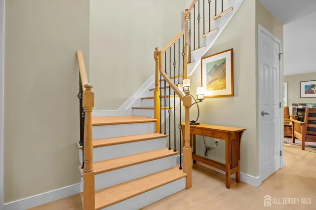 $570,000 | 12 Caraway Court, Princeton, NJ 08540