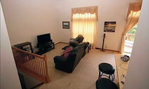 $2,295 | 15784 Flan Court, Apple Valley, MN 55124
