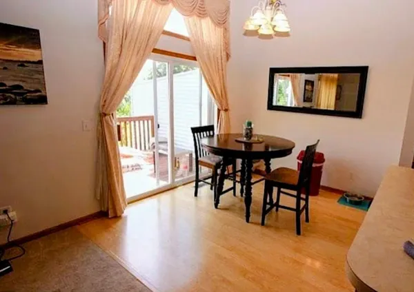 $2,295 | 15784 Flan Court, Apple Valley, MN 55124