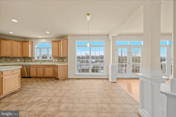 $699,900 | 48 Field Crest Court, Shepherdstown, WV 25443