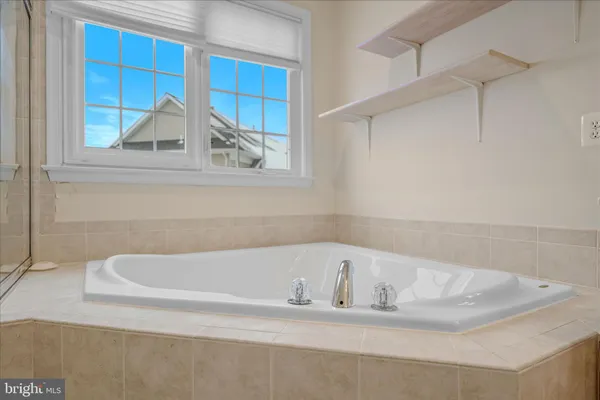 $699,900 | 48 Field Crest Court, Shepherdstown, WV 25443