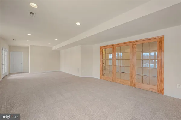 $699,900 | 48 Field Crest Court, Shepherdstown, WV 25443