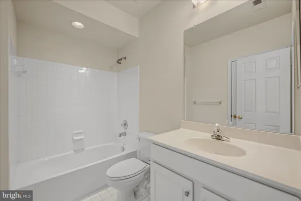 $699,900 | 48 Field Crest Court, Shepherdstown, WV 25443