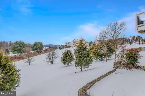 $699,900 | 48 Field Crest Court, Shepherdstown, WV 25443