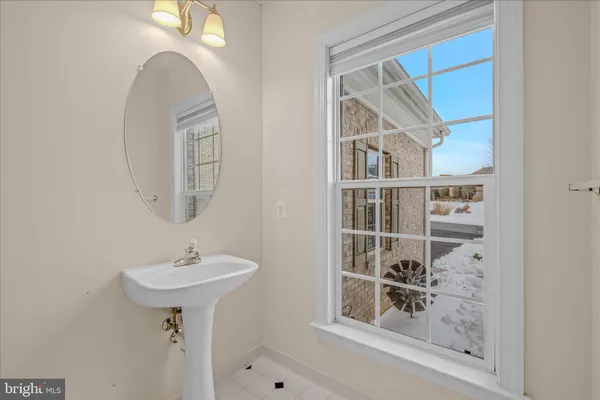 $699,900 | 48 Field Crest Court, Shepherdstown, WV 25443