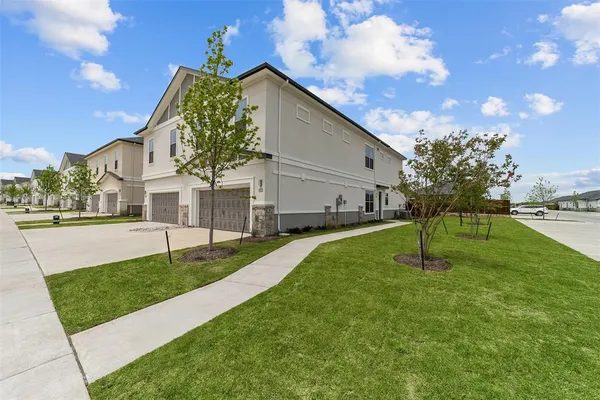 $2,983 | 1010 Ebony Drive, McKinney, TX 75071