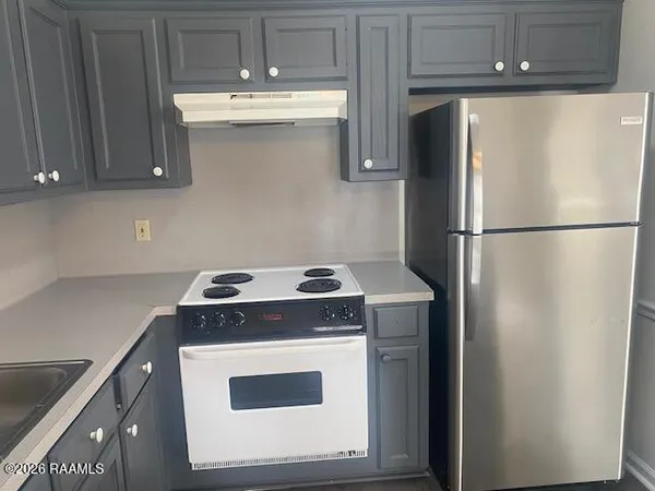 $1,600 | 340 Meadow Crossing Drive, Baton Rouge, LA 70820