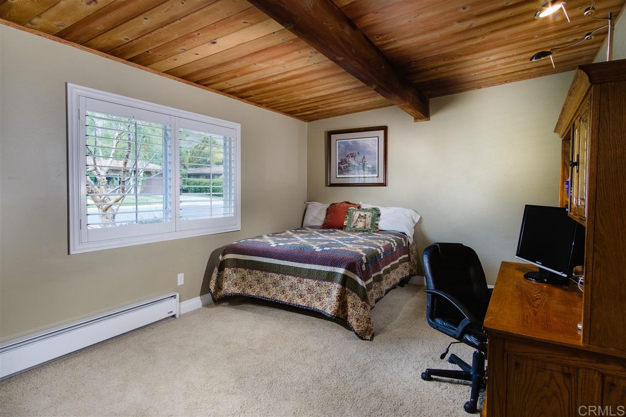 3230 Vía Almonte Fallbrook, CA 92028 - Photo 14 of 25 Gallery Image 14