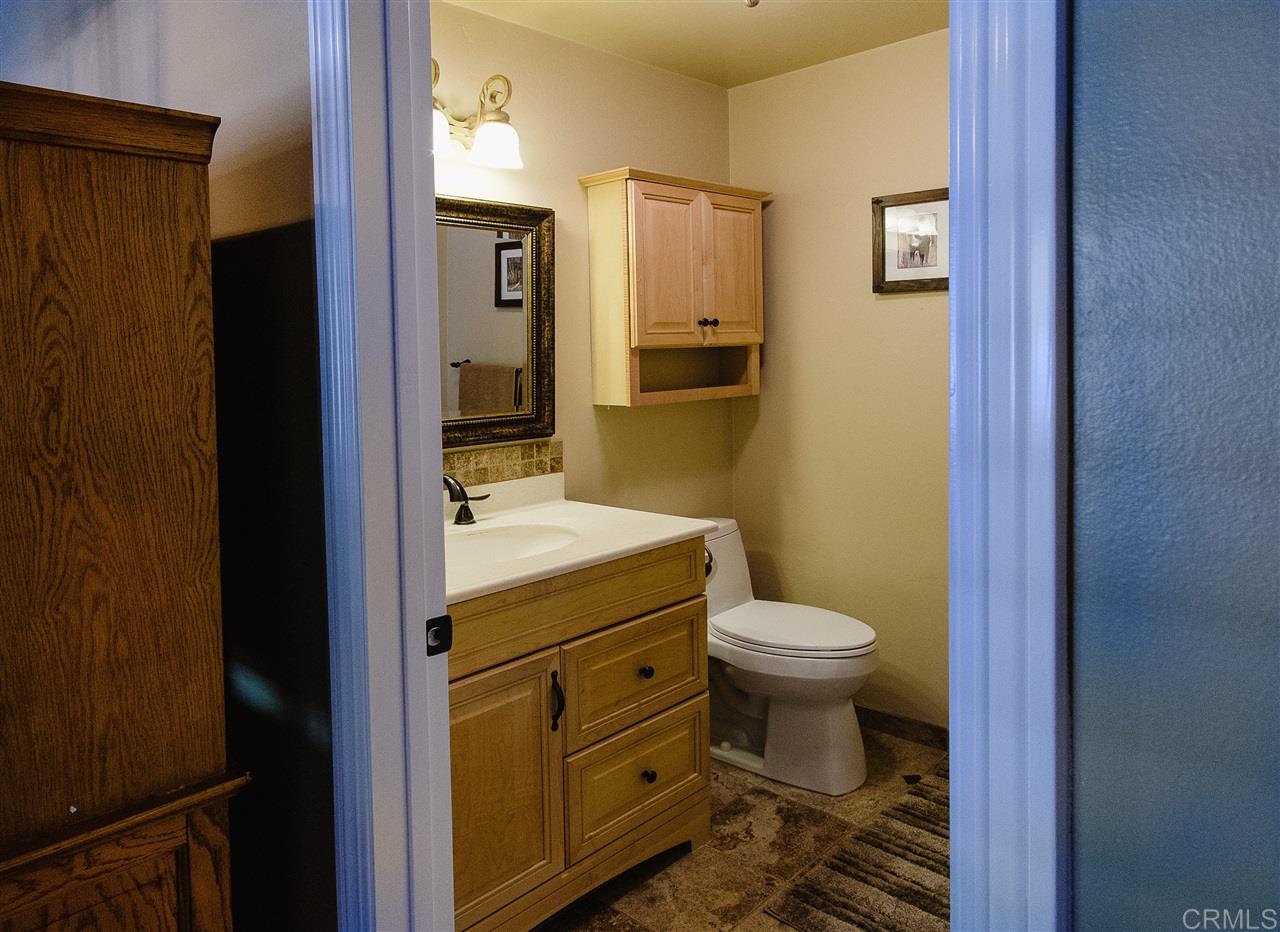 3230 Vía Almonte Fallbrook, CA 92028 - Photo 16 of 25 Gallery Image 16