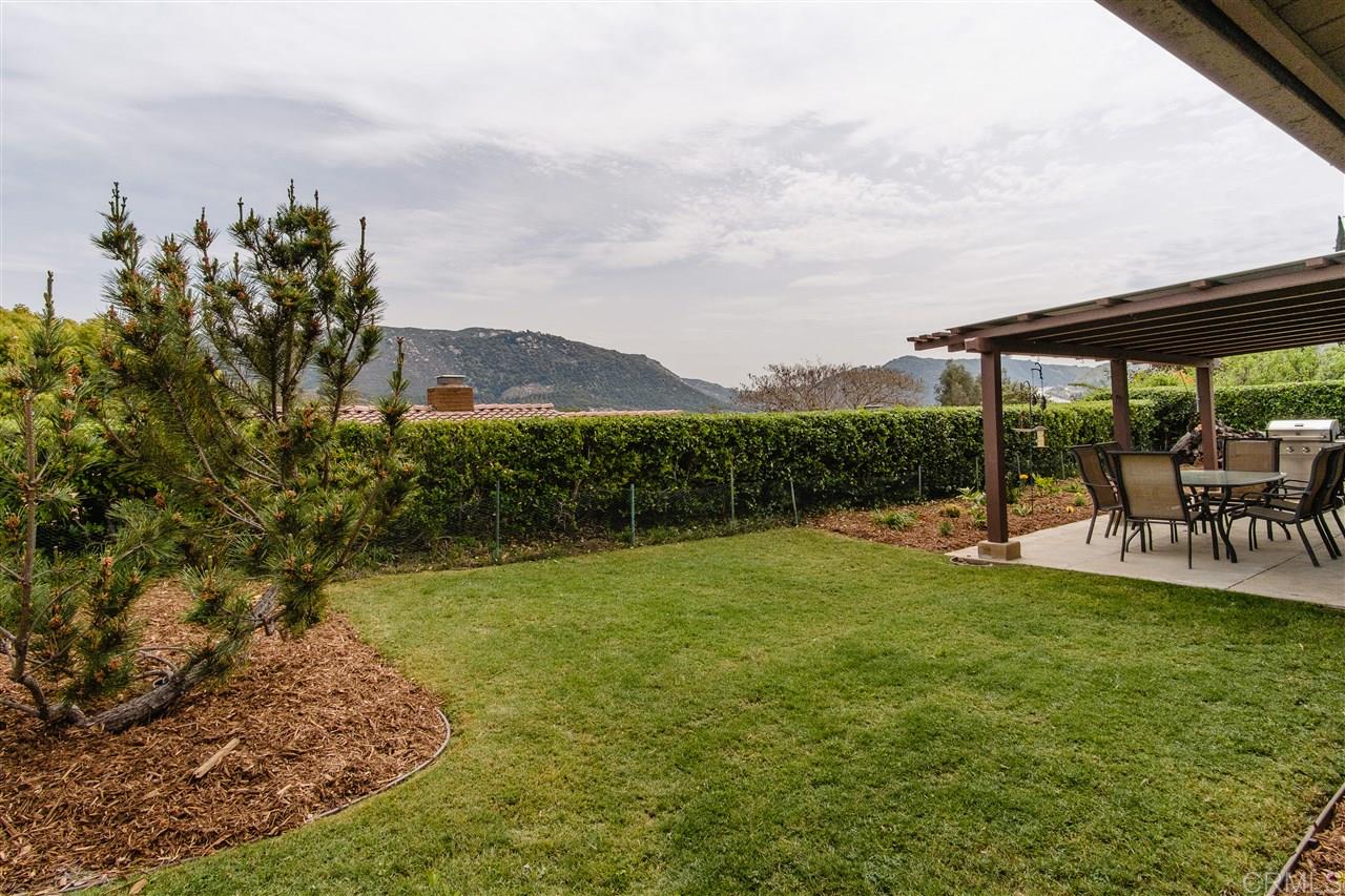 3230 Vía Almonte Fallbrook, CA 92028 - Photo 5 of 25 Gallery Image 5