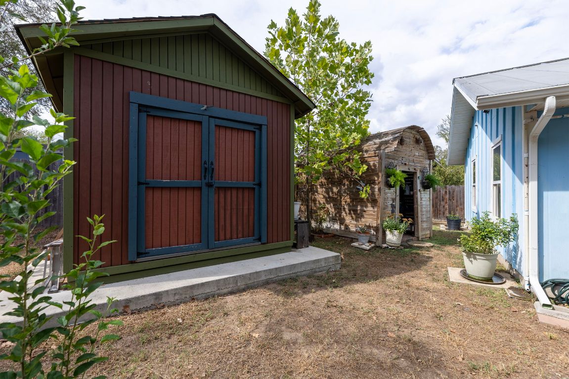 6110 Devonshire Cove Austin, TX 78723 - Photo 26 of 31 a front view of a house with garden
