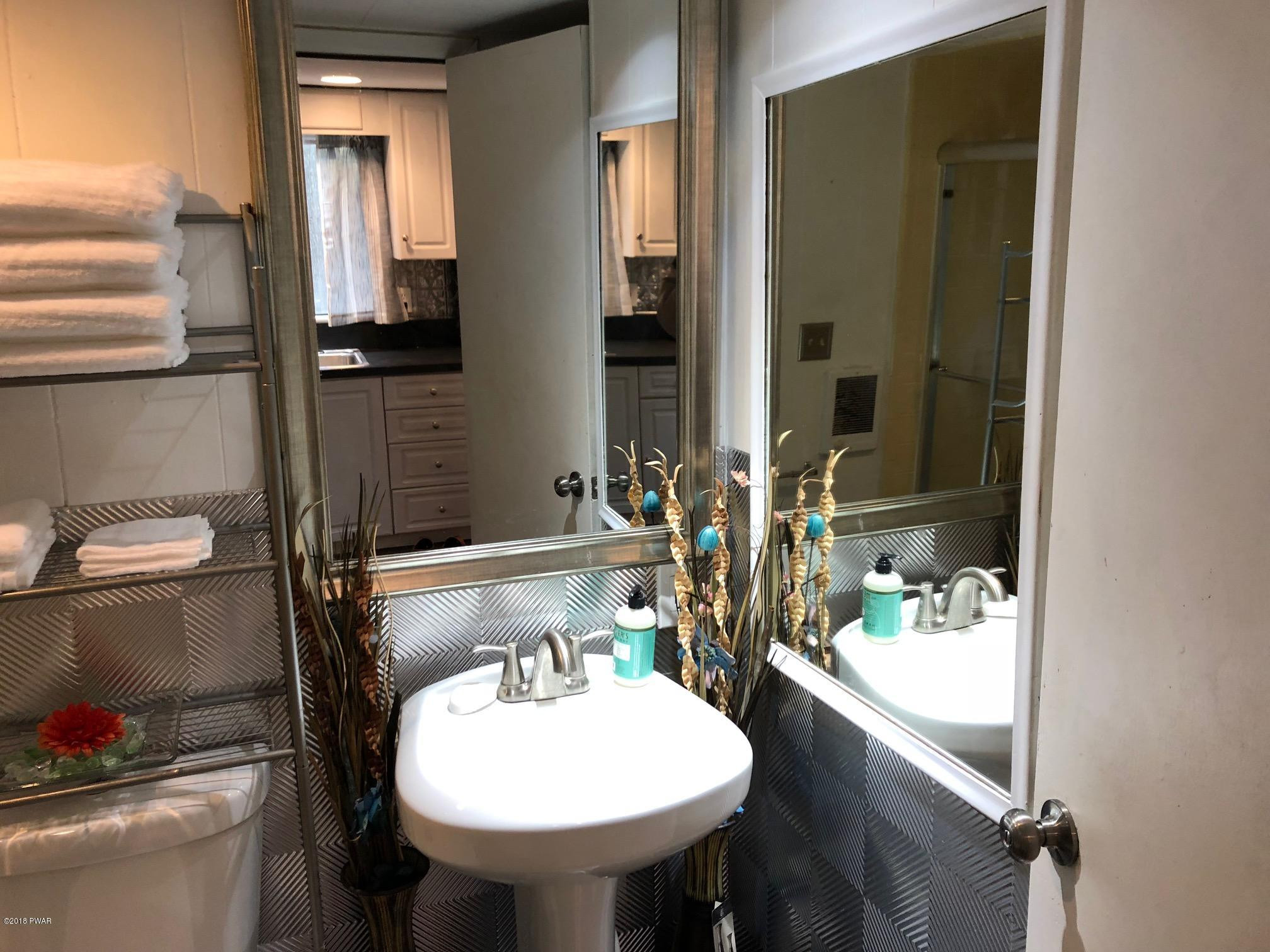 5144 Minks Pond Road Bushkill, PA 18324 - Photo 16 of 29 Bathrom-1