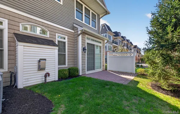 $8,500 | 702 Equestrian Way, Westbury, NY 11590