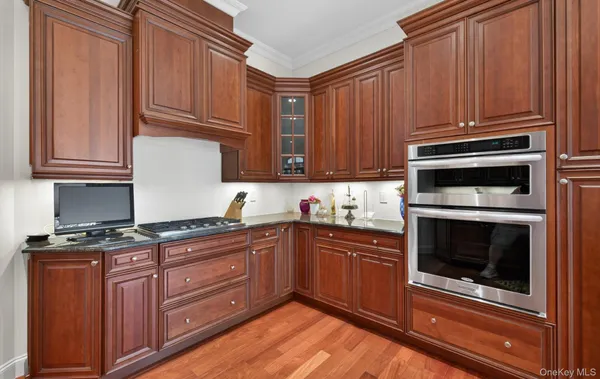 $8,500 | 702 Equestrian Way, Westbury, NY 11590