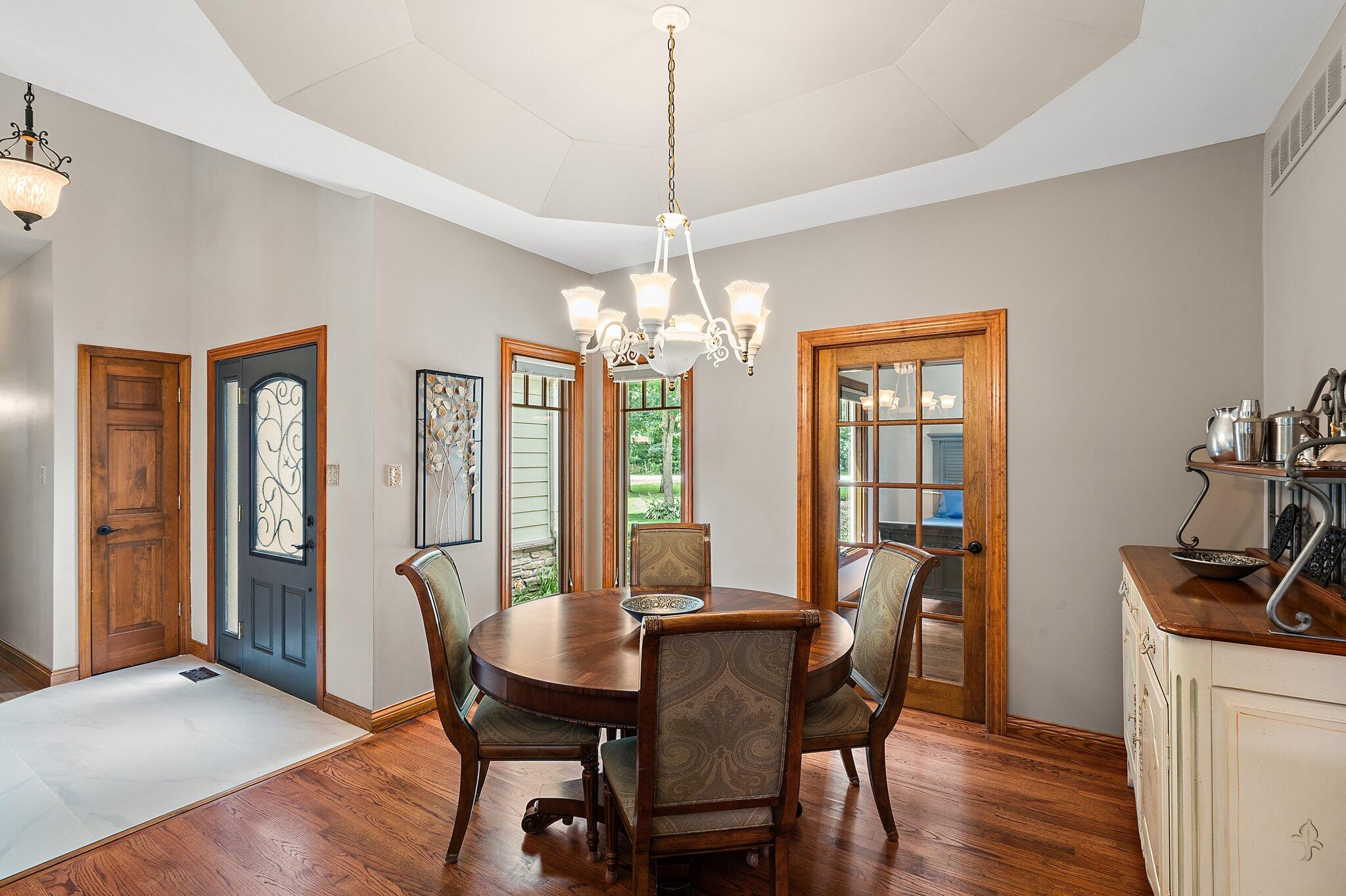 9064 North Deer Field Lane Demotte, IN 46310 - Photo 19 of 42 2048x1365