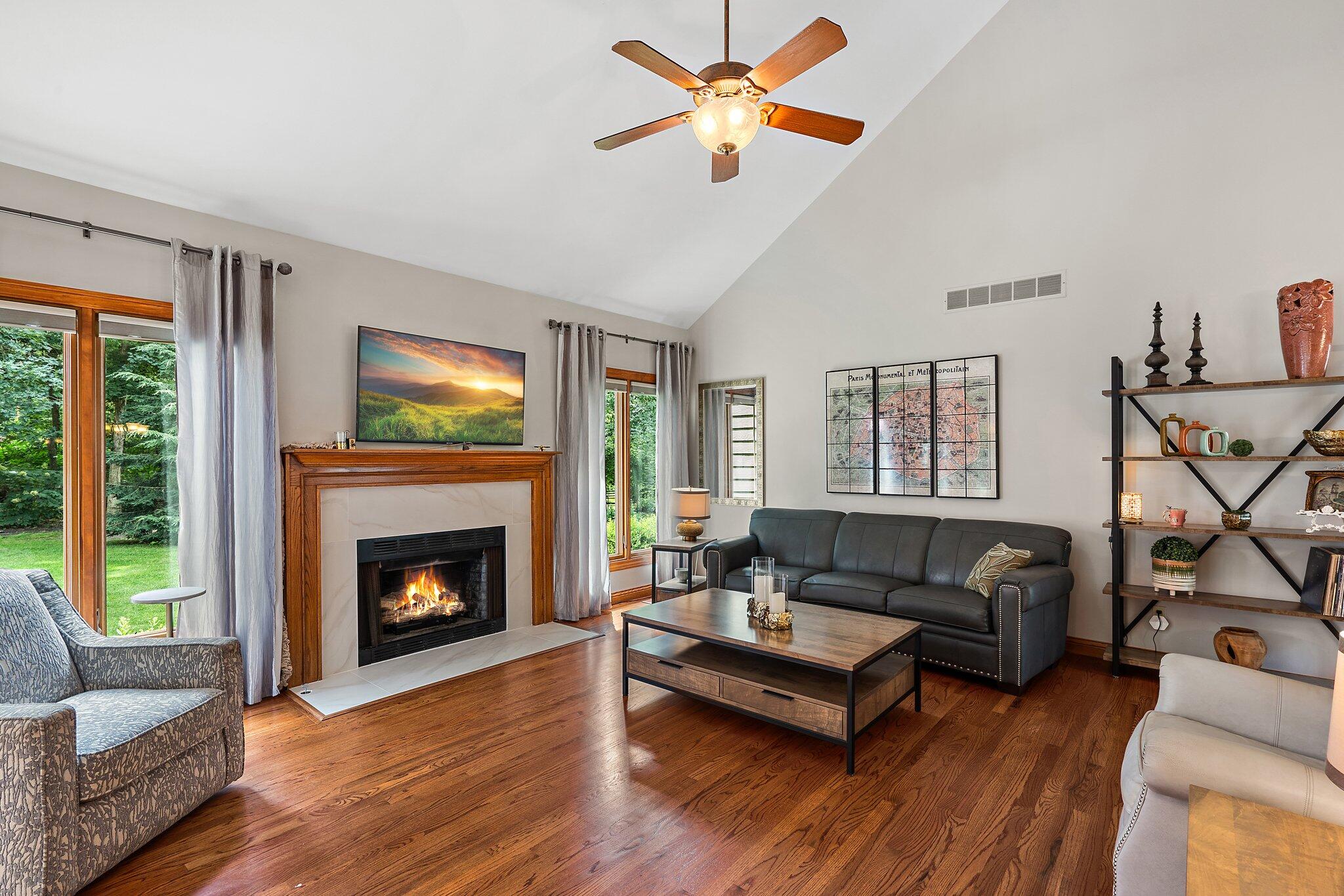 9064 North Deer Field Lane Demotte, IN 46310 - Photo 9 of 42 2048x1365