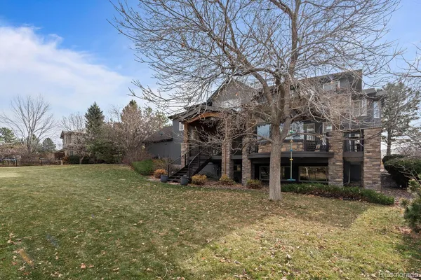 a house view with a outdoor space