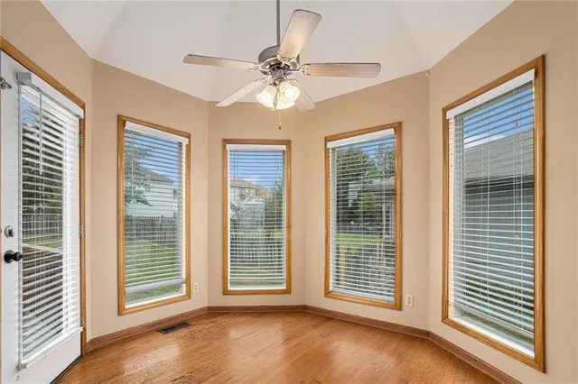 $289,990 | 1710 Clear Creek Drive, Kearney, MO 64060