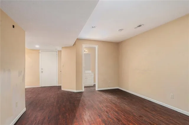 $289,990 | 1710 Clear Creek Drive, Kearney, MO 64060