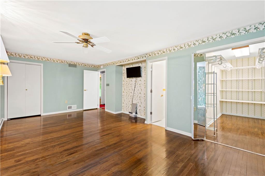 101 Hidden Ridge Pittsburgh, PA 15238 - Photo 17 of 25 Gallery Image 17