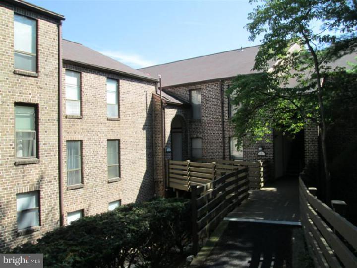 2 C Fairway Road Reading, PA 19607 - Photo 1 of 16 Gallery Image 1