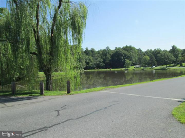 2 C Fairway Road Reading, PA 19607 - Photo 6 of 16 Gallery Image 6