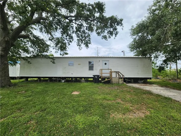 $1,200 | 176 Penny Dee Drive, Port Sulphur, LA 70083
