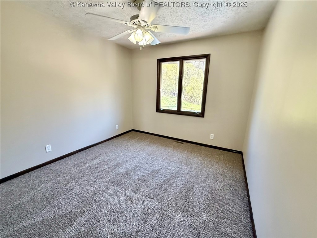 102 Lee Street Ripley, WV 25271 - Photo 13 of 27 Gallery Image 13