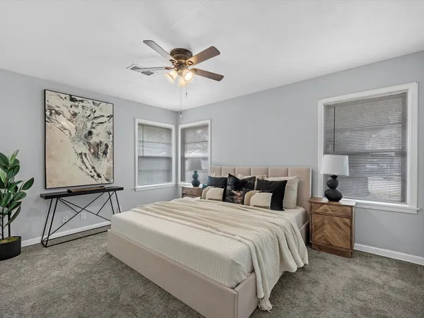 $2,450 | 7938 Hammerly Boulevard, Houston, TX 77055