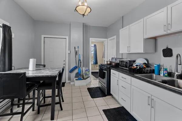 $475,000 | 485 Belvidere Street East, St. Paul, MN 55107