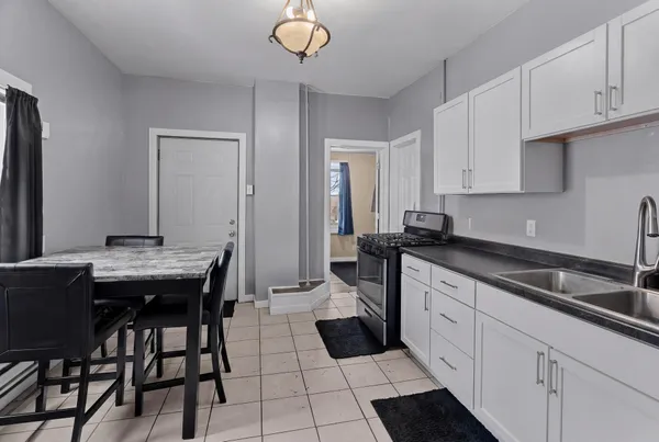 $475,000 | 485 Belvidere Street East, St. Paul, MN 55107