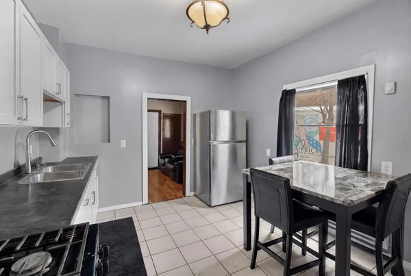 $475,000 | 485 Belvidere Street East, St. Paul, MN 55107