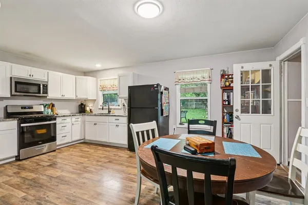 $250,000 | 426 West Lake Street, Krum, TX 76249