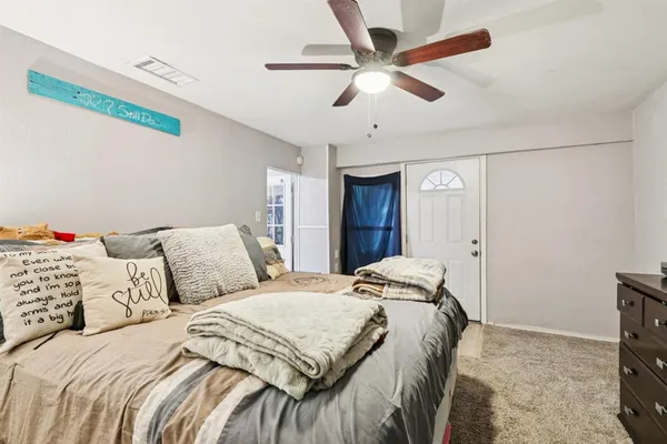 $250,000 | 426 West Lake Street, Krum, TX 76249