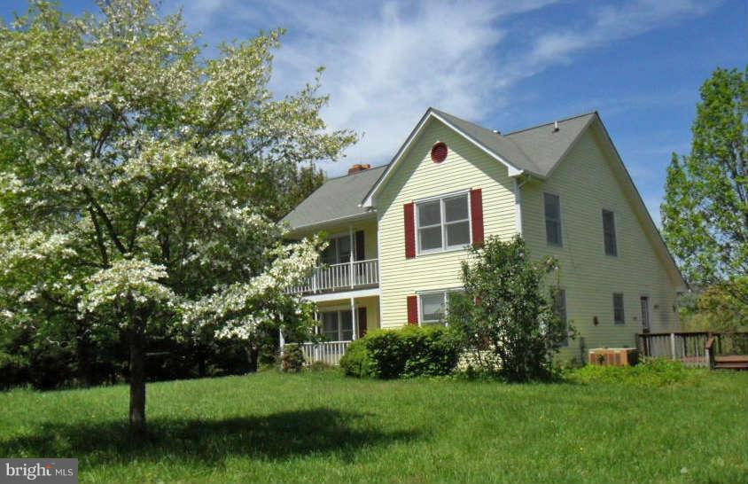11308 Russell Road Purcellville, VA 20132 - Photo 1 of 14 Exterior (Front)
