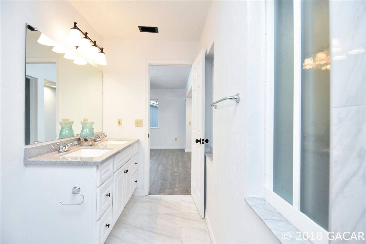 427 Northwest 98th Street Gainesville, FL 32607 - Photo 19 of 20 Gallery Image 19