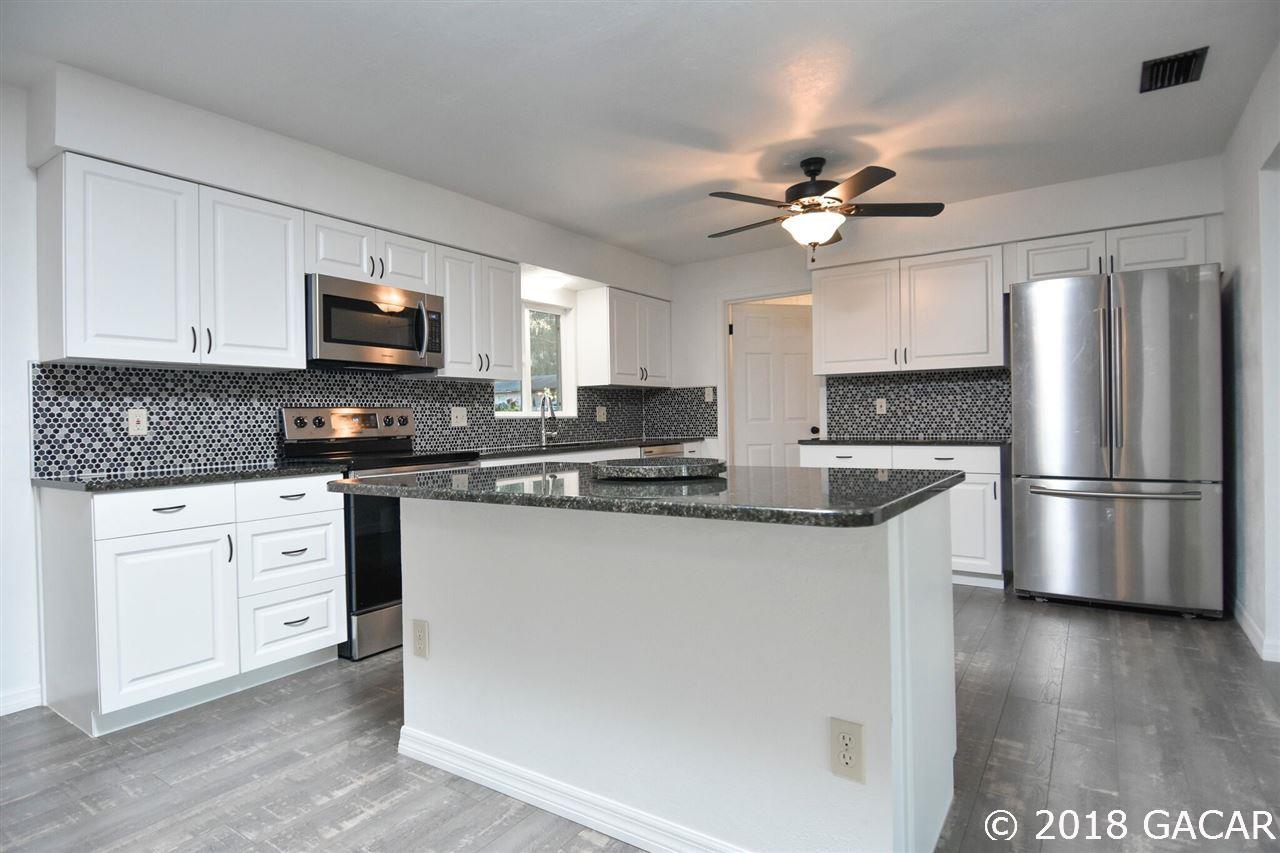 427 Northwest 98th Street Gainesville, FL 32607 - Photo 6 of 20 Gallery Image 6