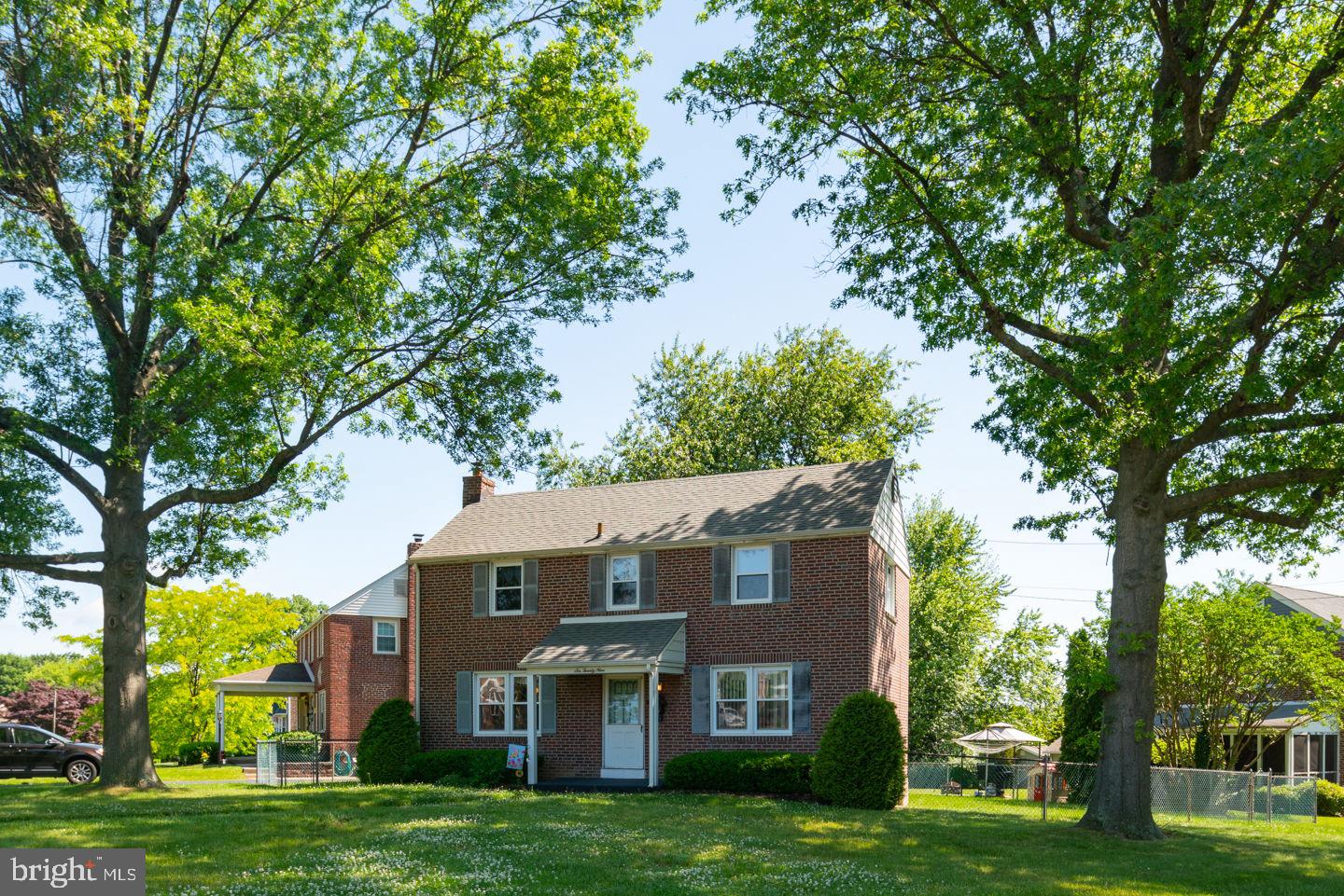 629 Dutton Circle Springfield, PA 19064 - Photo 1 of 30 Gallery Image 1