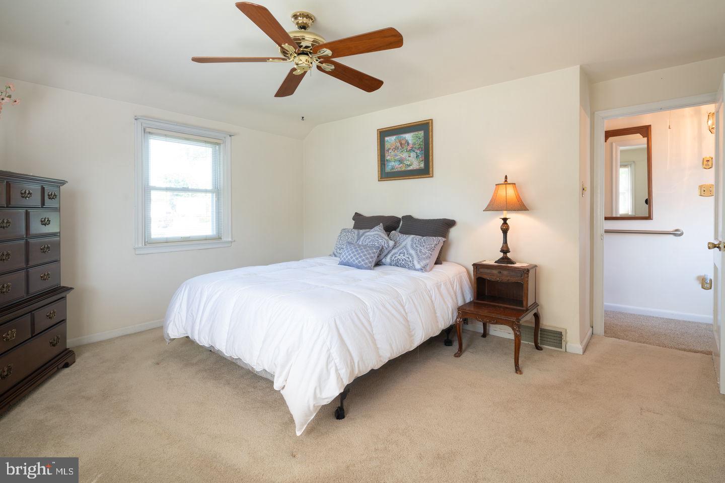 629 Dutton Circle Springfield, PA 19064 - Photo 16 of 30 Gallery Image 16