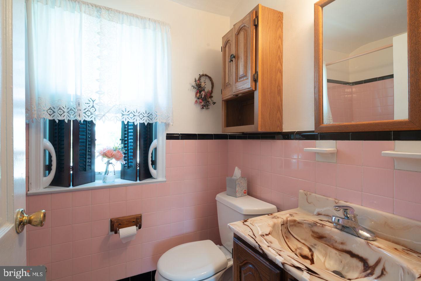 629 Dutton Circle Springfield, PA 19064 - Photo 20 of 30 Gallery Image 20